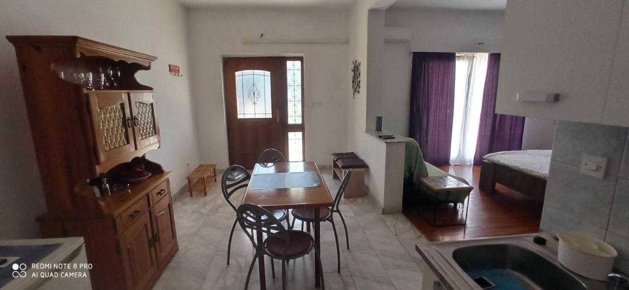 Apartments Mamic Pula Exterior foto